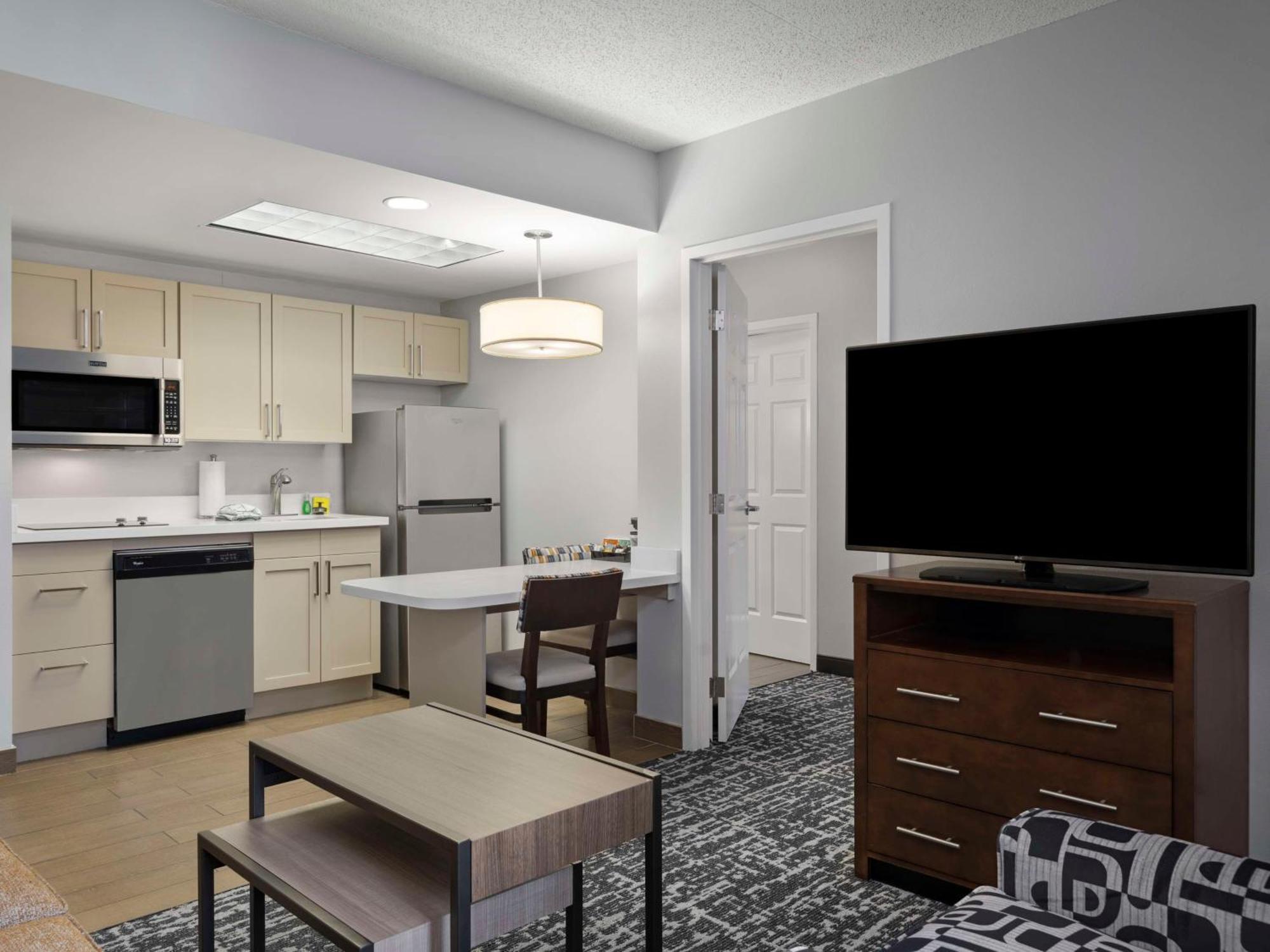 Homewood Suites Columbus - Airport Bagian luar foto
