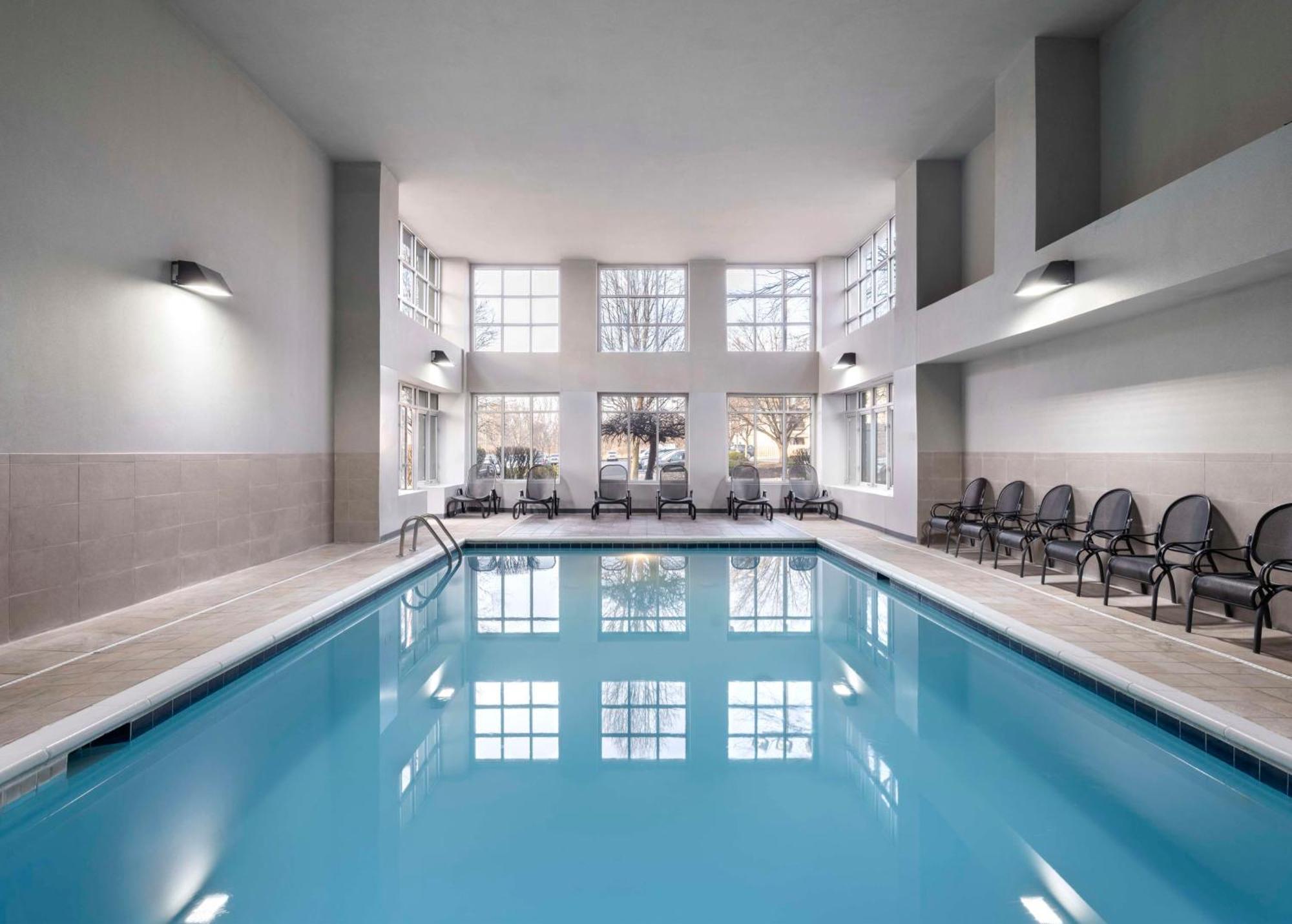 Homewood Suites Columbus - Airport Bagian luar foto