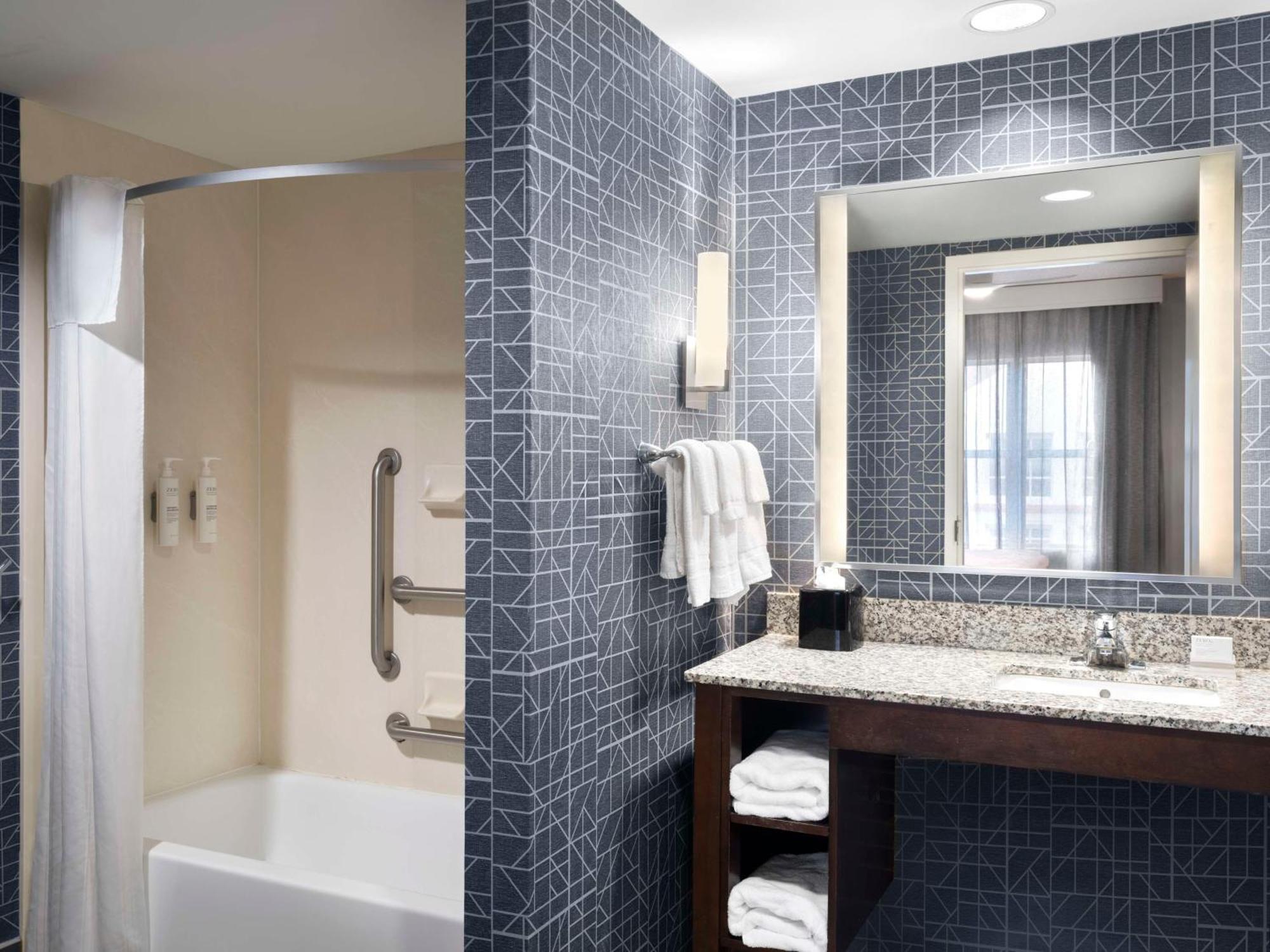Homewood Suites Columbus - Airport Bagian luar foto