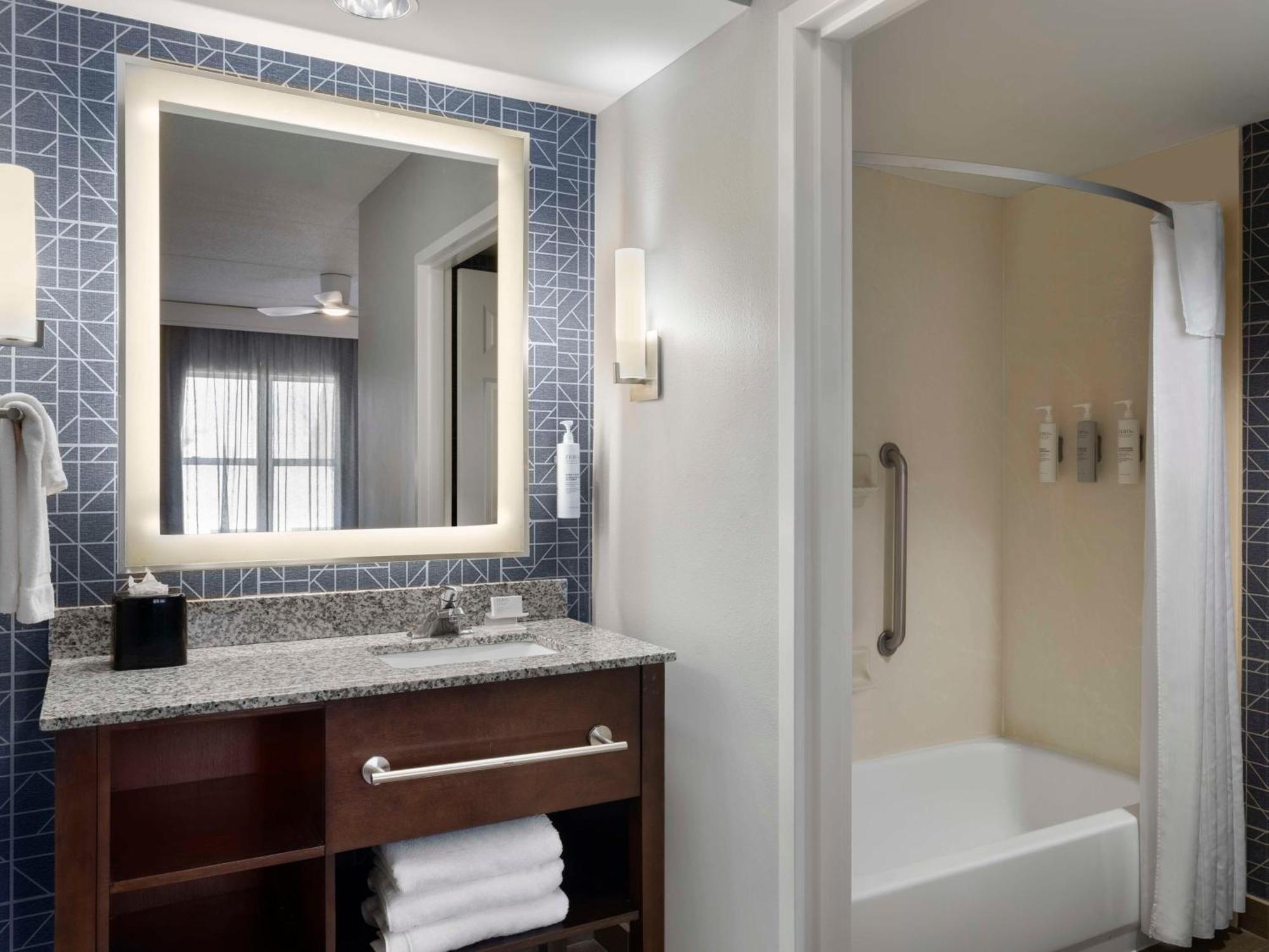 Homewood Suites Columbus - Airport Bagian luar foto